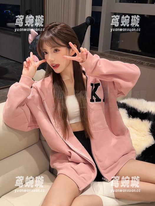 你躲不开吃瓜的命运，快来登录“15吃瓜网”，一起干掉无聊吧！