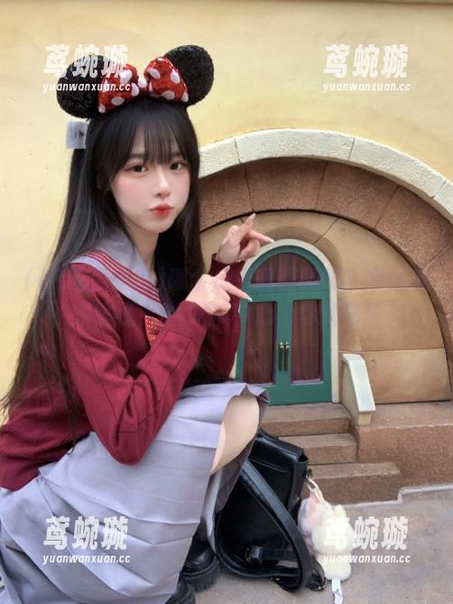 91吃瓜中心 哪个瓜最嘎嘎吱吱?今日视频快线,91吃瓜中心为你揭秘!