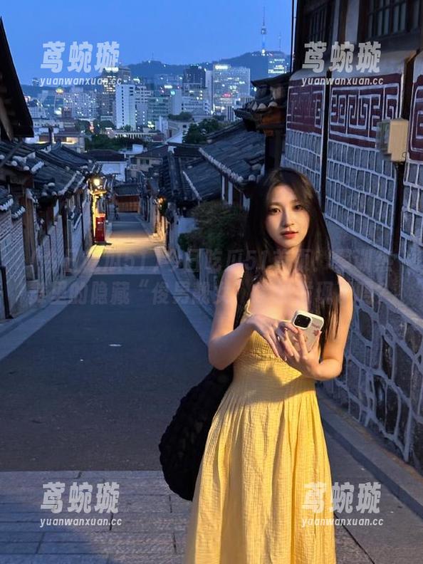 今日吃瓜51首页：军训热舞里的隐藏“俊男靓女”，你发现了吗？