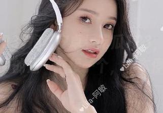 抱着安卓看吃瓜123，超话里的八卦真的是一个接一个，根本停不下！