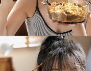 吃瓜网站更新频繁，但靠谱吗？真的只为流量在洗脑？