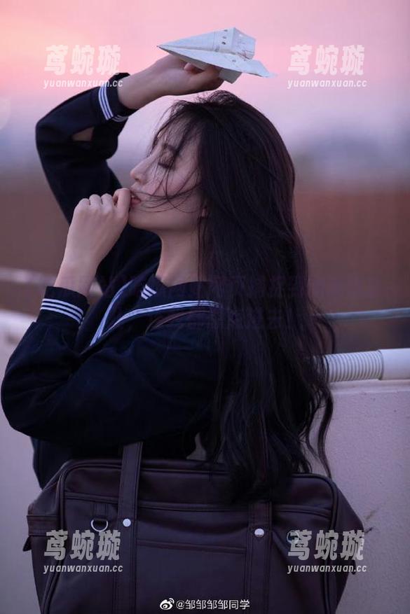 吃瓜网站网页捕捉到的新鲜事儿，连我都想点进去！