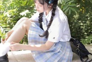 好莱坞黑料正能量：永久网页版上线，瓜风易逝，真相难寻！