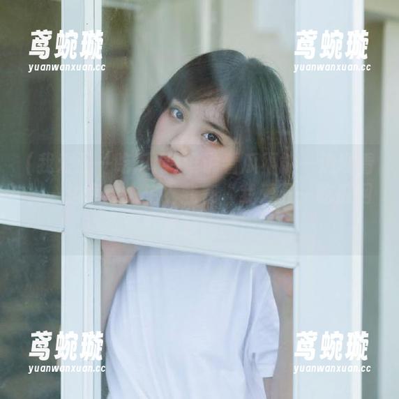 谁说看瓜不能一边观看，一边享受人生？我在“我爱五一吃瓜网”真是陶醉！