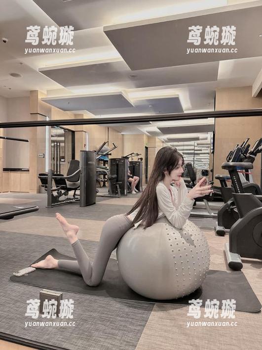 点击“明星黑料”网站，揭开你“永久”不知道的那些八卦真相，太刺激了！
