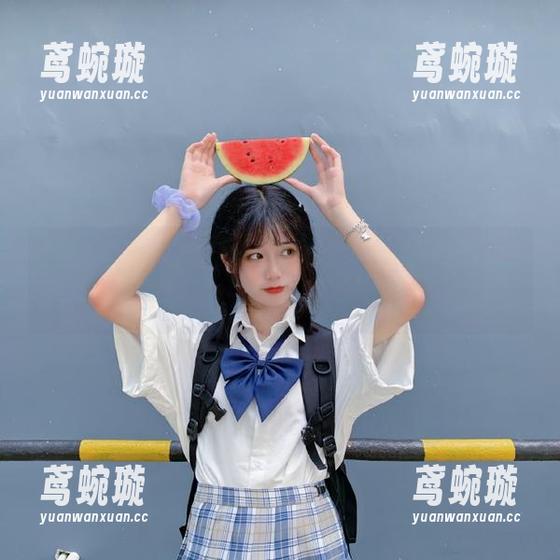 黑料社超神地址曝光，感受永久在线观看的吃瓜乐趣！