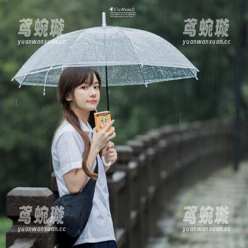 黑料网站App：吃瓜还免费的，真的是我意外的福利！